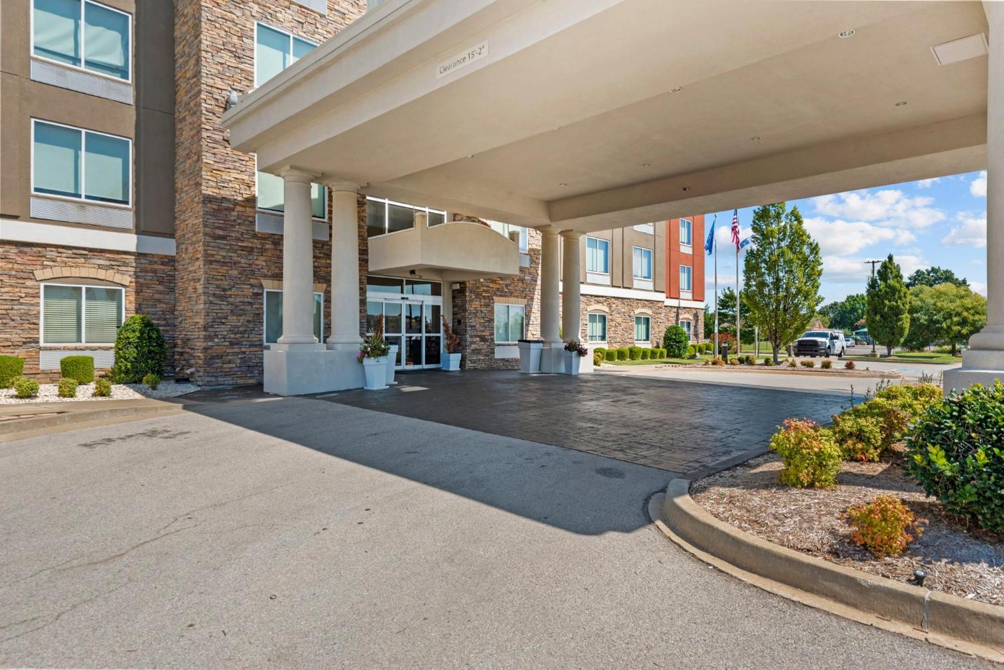 Express Tulsa South Bixby By Ihg Jenks