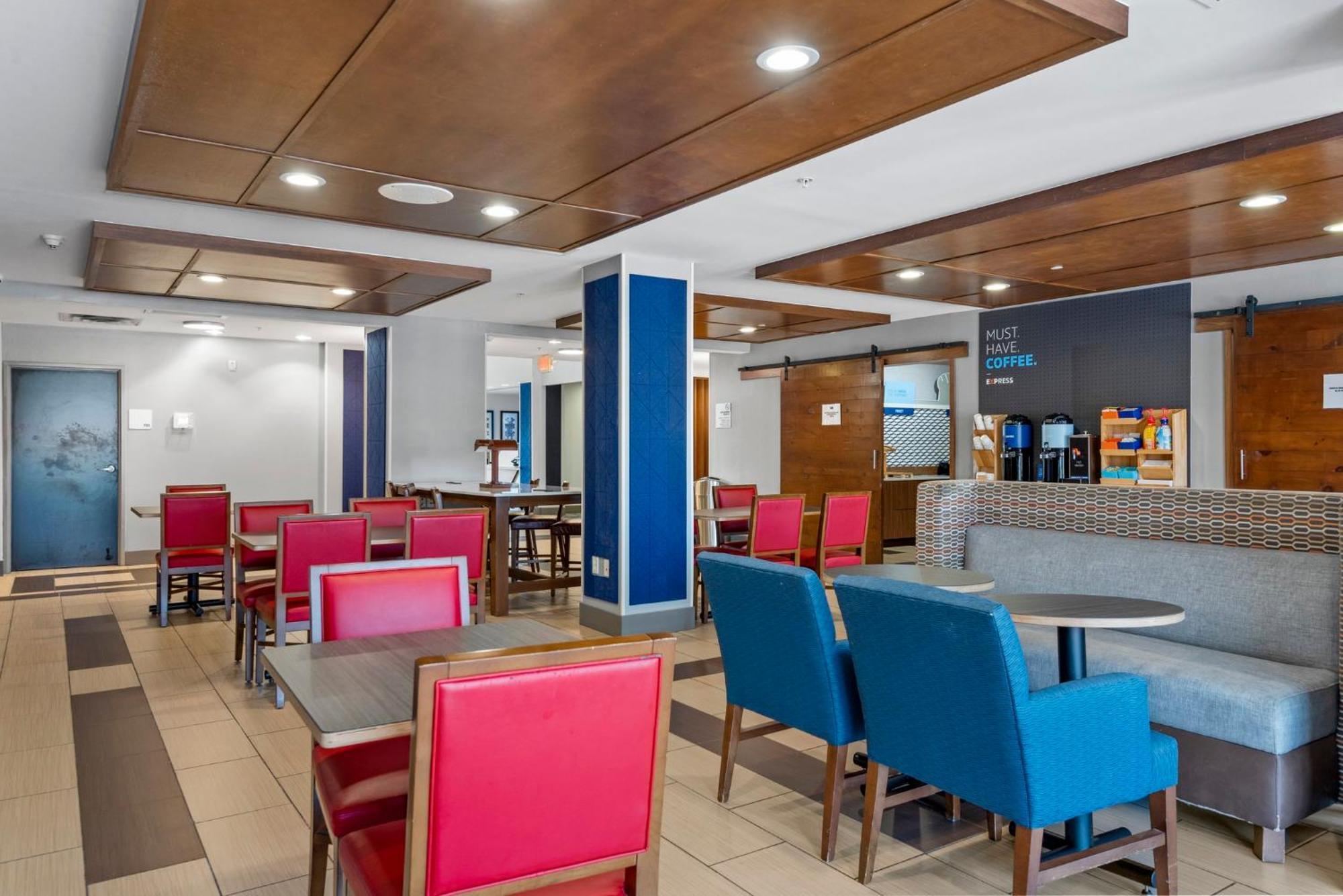 Holiday Express South Bixby By Ihg Hotel 2*