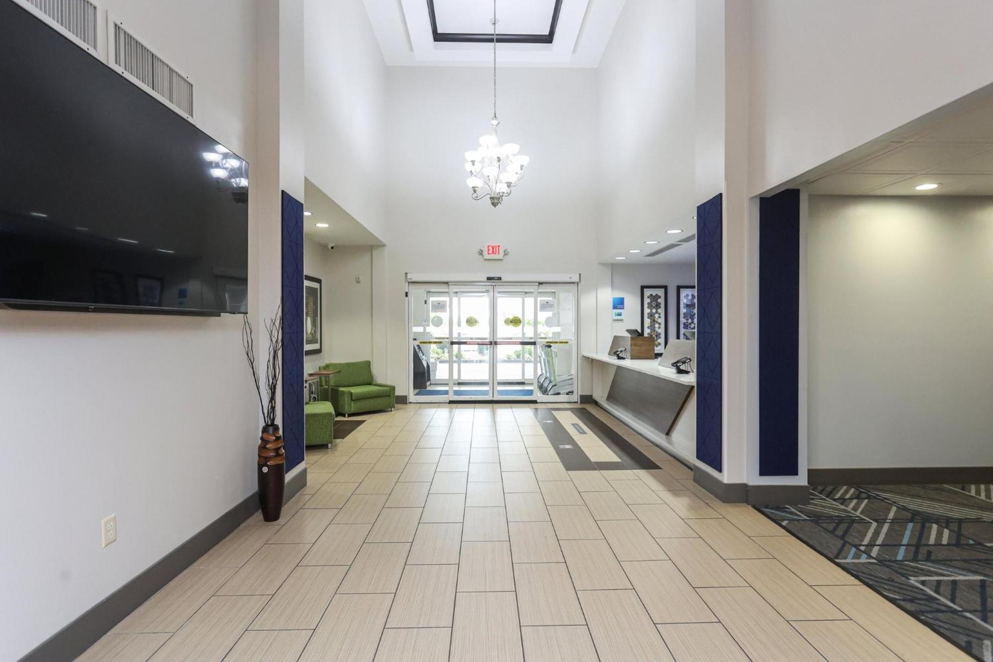 Express Tulsa South Bixby By Ihg Hotel