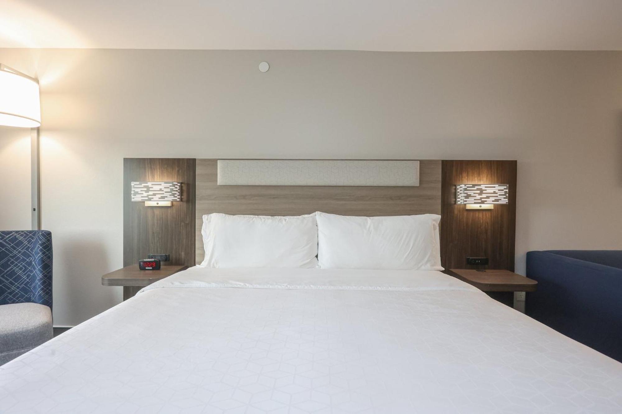 Express Tulsa South Bixby By Ihg Hotel Jenks
