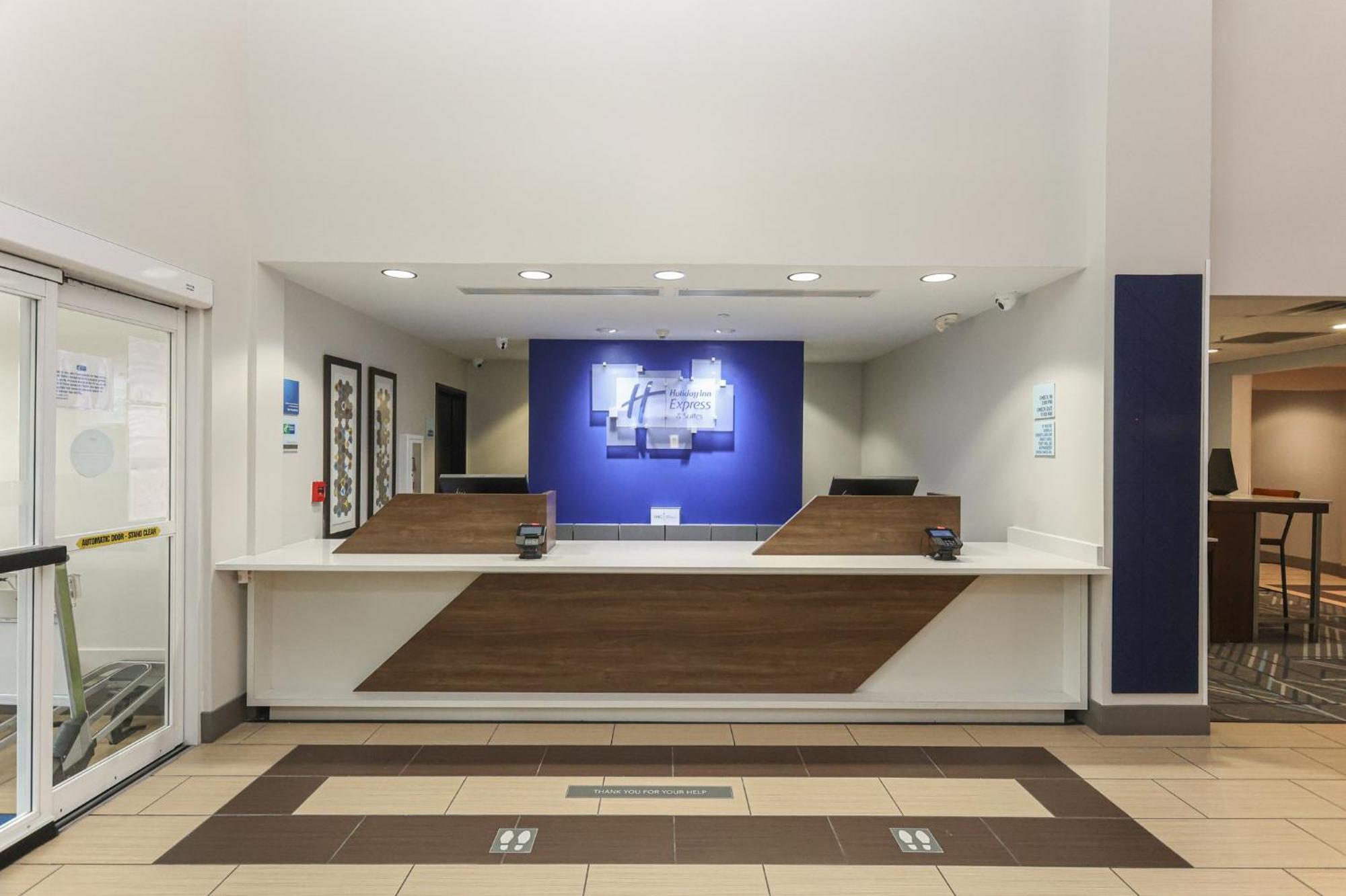 Express Tulsa South Bixby By Ihg Hotel 2*